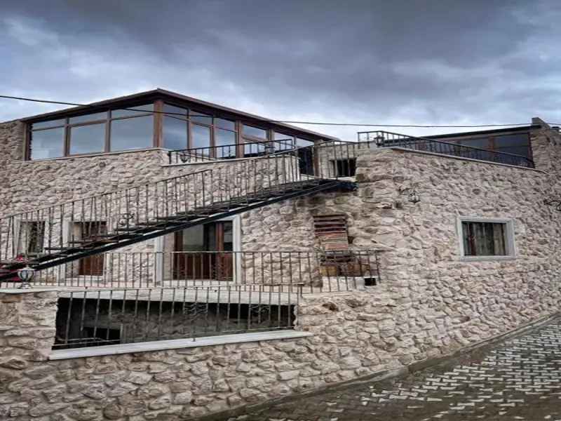 By Yüksel Cave House 16