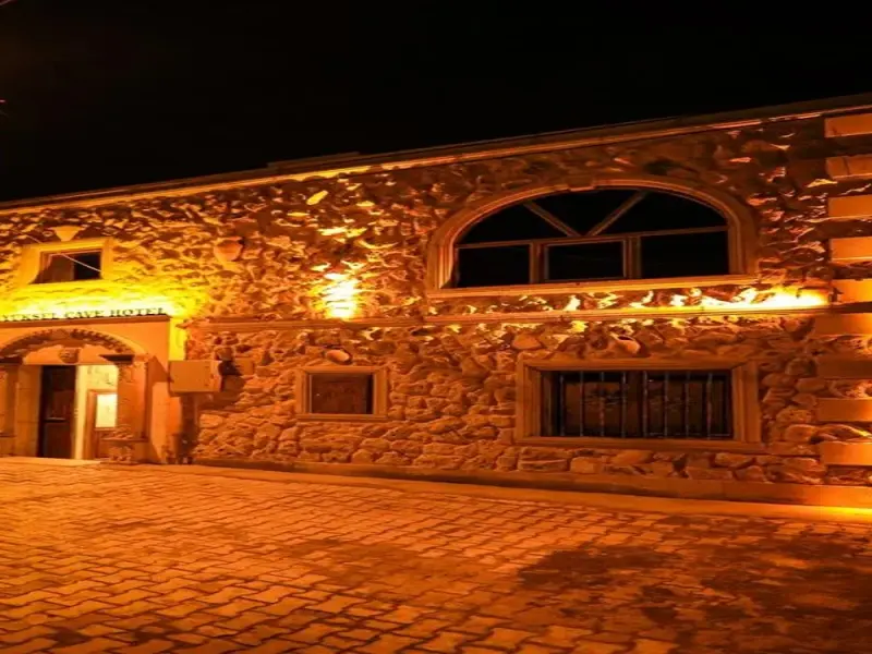 By Yüksel Cave House 20