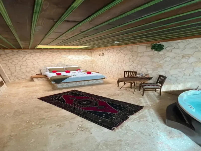 By Yüksel Cave House 21