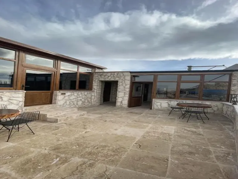 By Yüksel Cave House 23