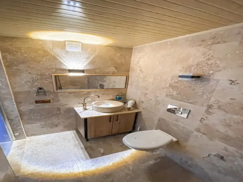 By Yüksel Cave House 24