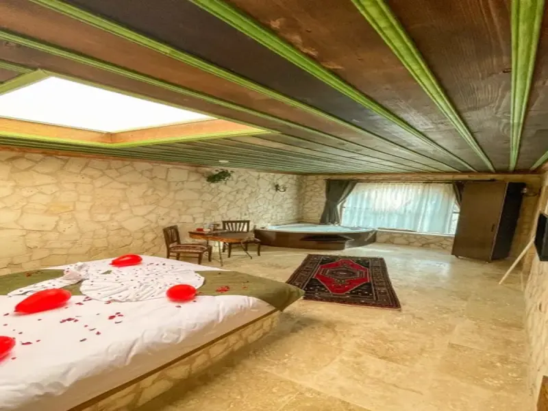 By Yüksel Cave House 7