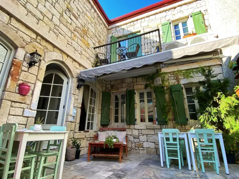 Oberj d’Azur Alaçatı 18