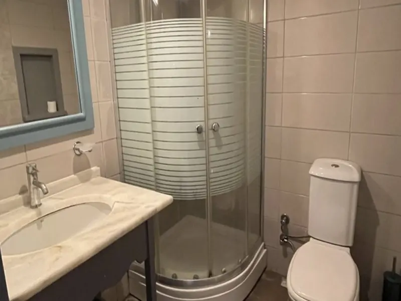 Atrium Hotel 17