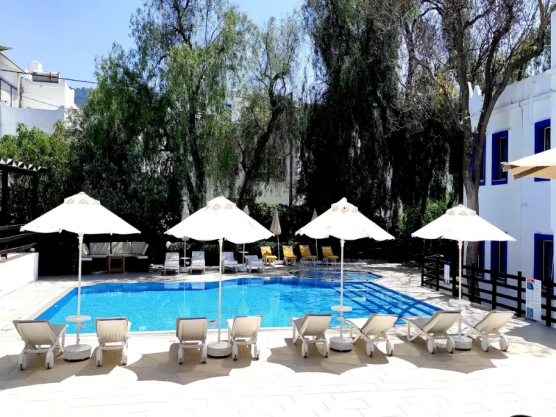 Atrium Hotel 22
