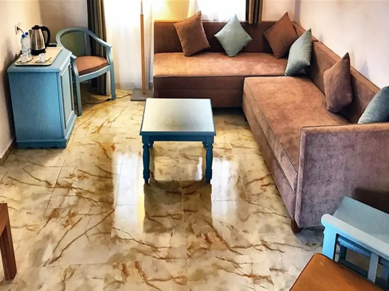 Atrium Hotel 34