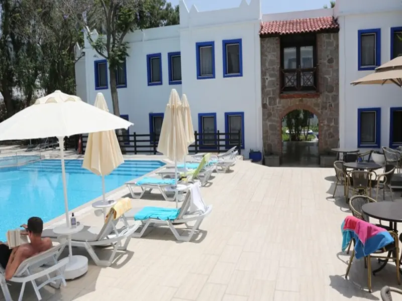 Atrium Hotel 44
