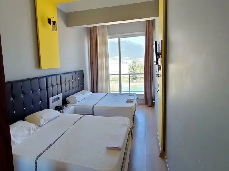 Anemonia Otel 9