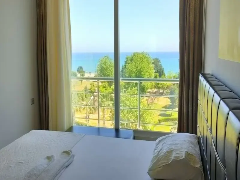 Anemonia Otel 10