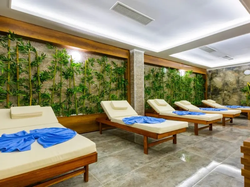 Algora Halal Hotel & Spa 38