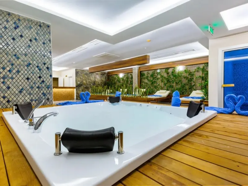 Algora Halal Hotel & Spa 47