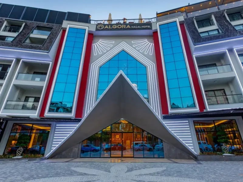 Algora Halal Hotel & Spa 7