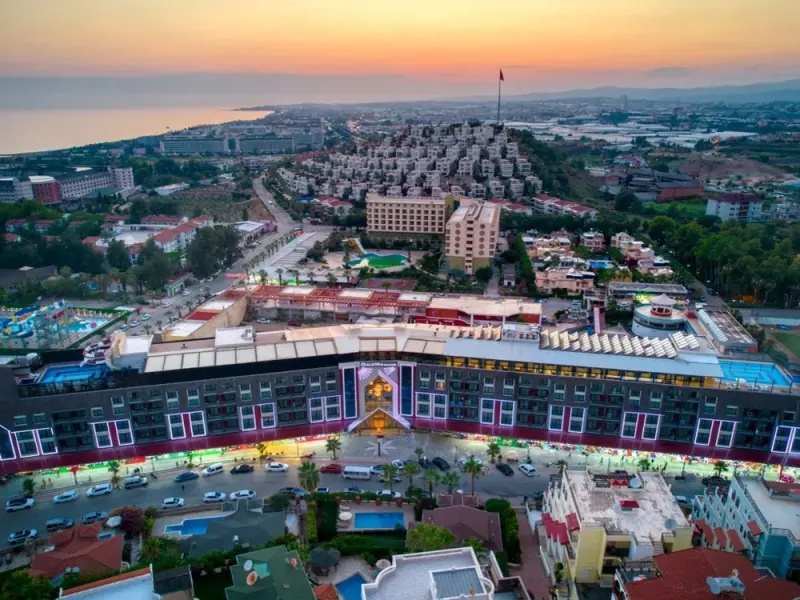Algora Halal Hotel & Spa 87