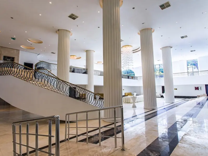 Juju Premier Palace 24