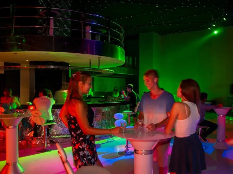 Juju Premier Palace 29