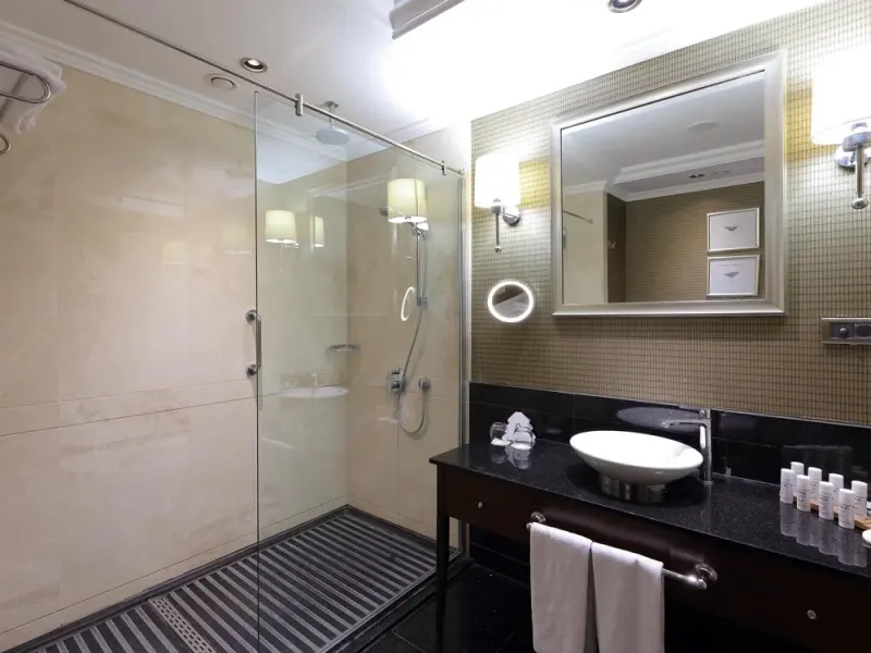 Juju Premier Palace 30