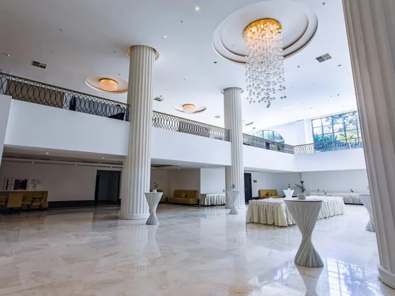 Juju Premier Palace 38