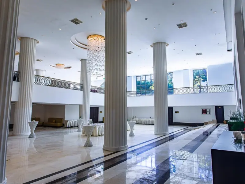 Juju Premier Palace 5