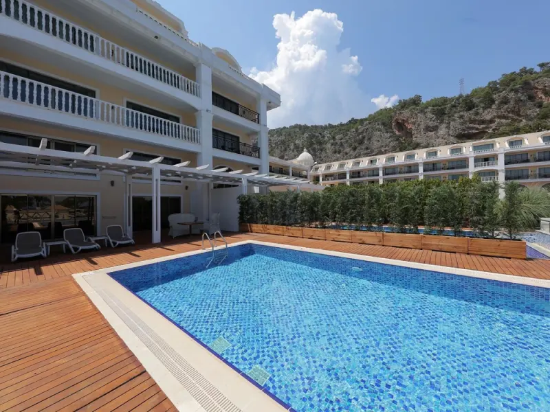 Juju Premier Palace 57