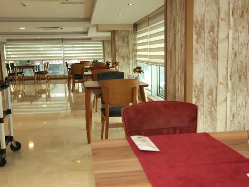 Dies Hotel 42
