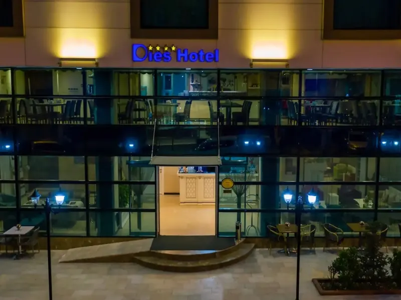 Dies Hotel 44