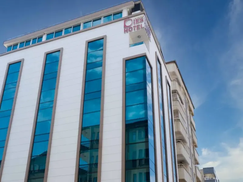 Dies Hotel 8