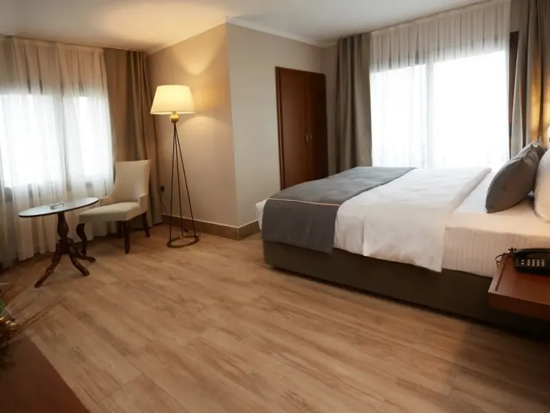 Mira Otel Alsancak 24
