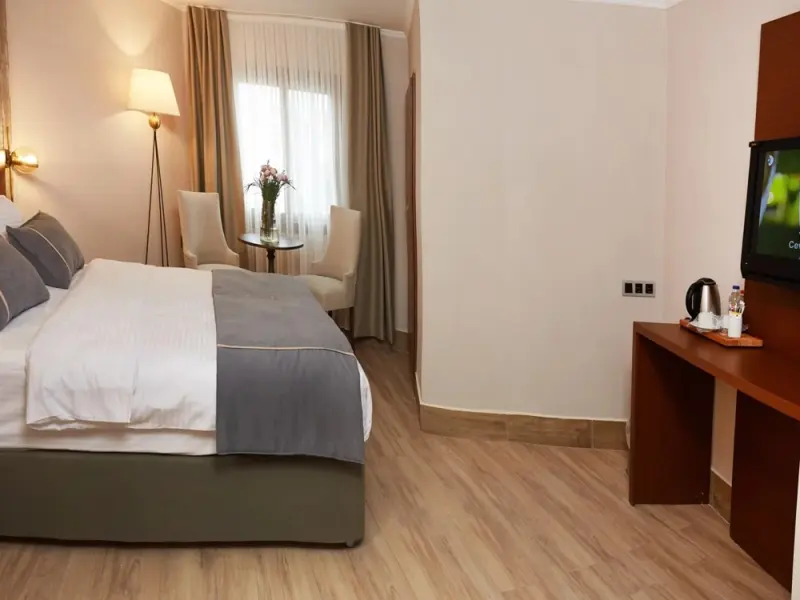 Mira Otel Alsancak 29