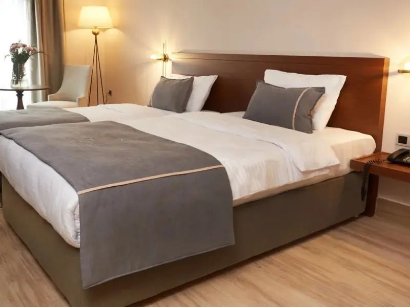 Mira Otel Alsancak 10