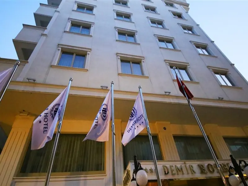 Demir Hotel 18