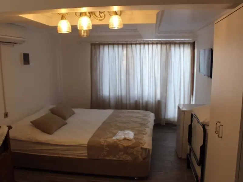 Silenos Boutique Hotel 32