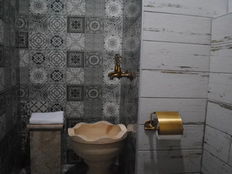Silenos Boutique Hotel 9