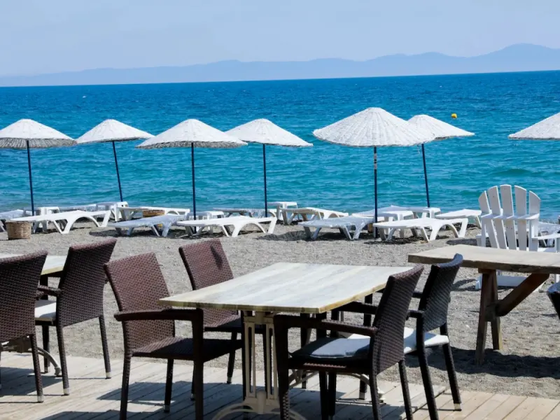 İmaj Beach & Hotel 1