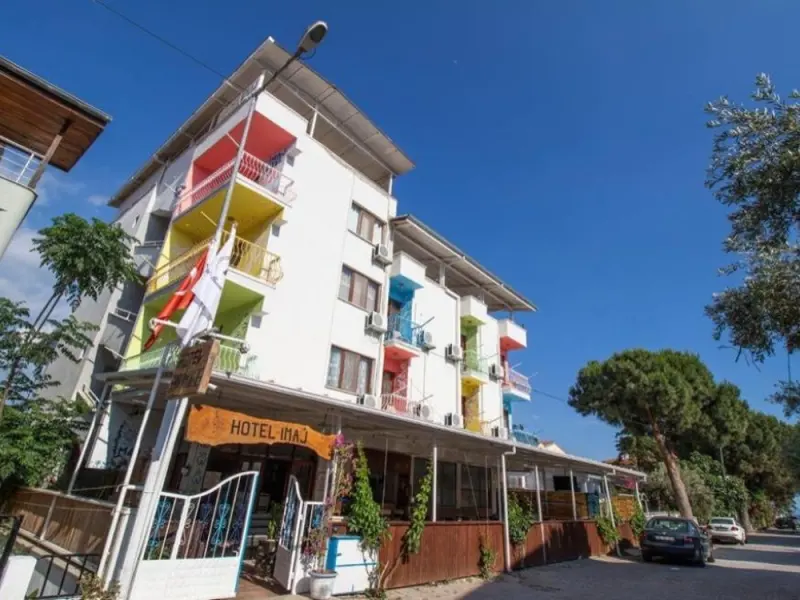 İmaj Beach & Hotel 12