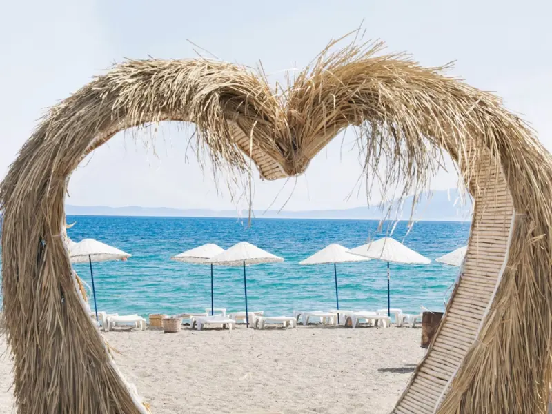 İmaj Beach & Hotel 4