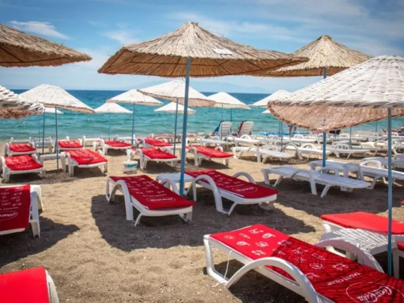 İmaj Beach & Hotel 10