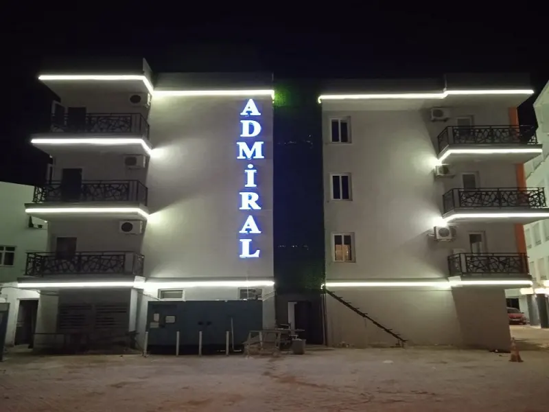Admiral Hotel 6