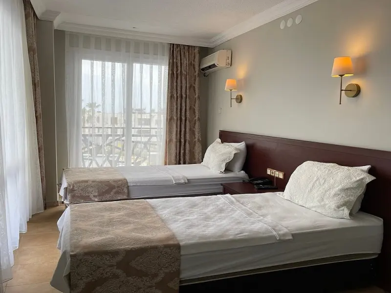 Admiral Hotel 9