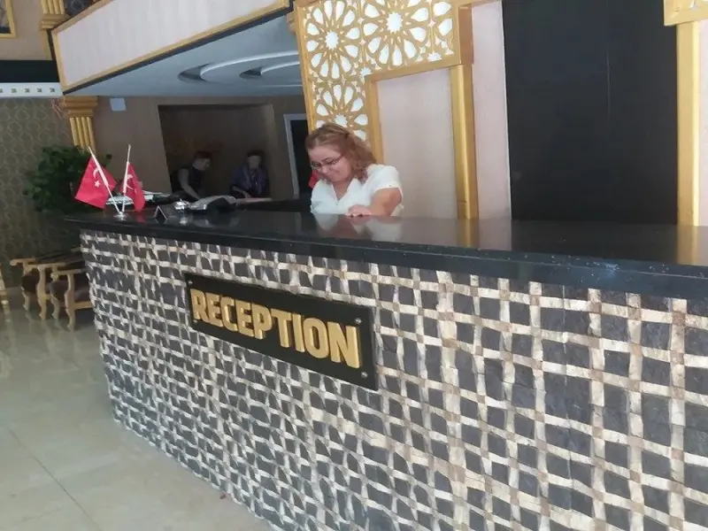 Metros Hotel 2
