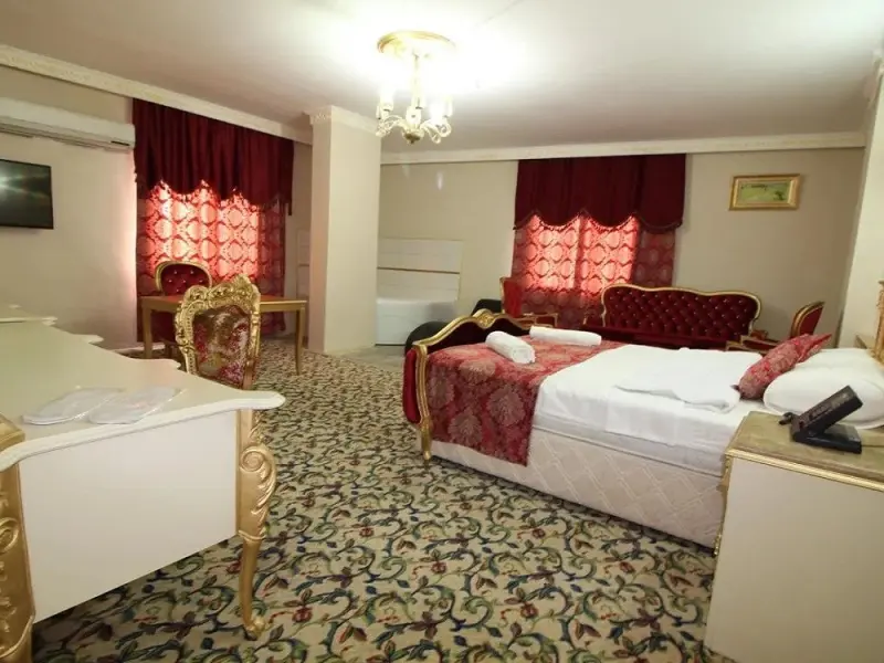 Metros Hotel 3