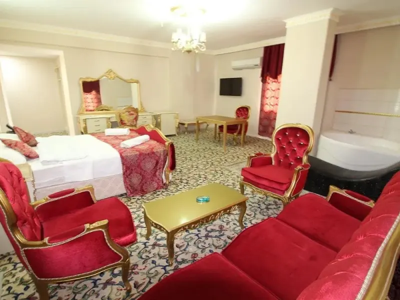 Metros Hotel 7