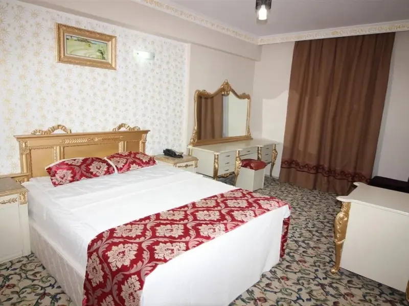 Metros Hotel 9