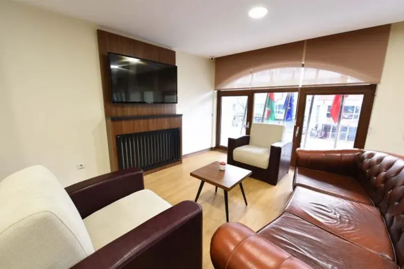 Asal Hotel 21