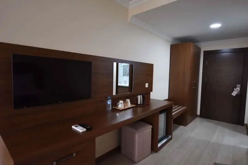 Asal Hotel 3