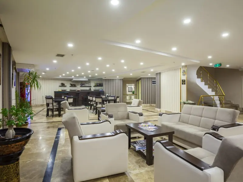 Ayhan Hotel 13