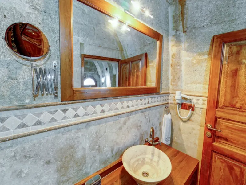 Hikmet's House 22