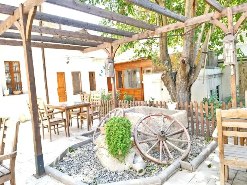 Hikmet's House 26