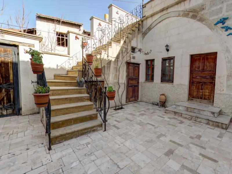 Hikmet's House 30