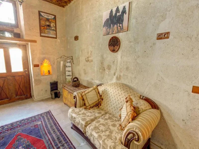 Hikmet's House 36