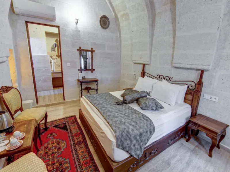 Hikmet's House 6